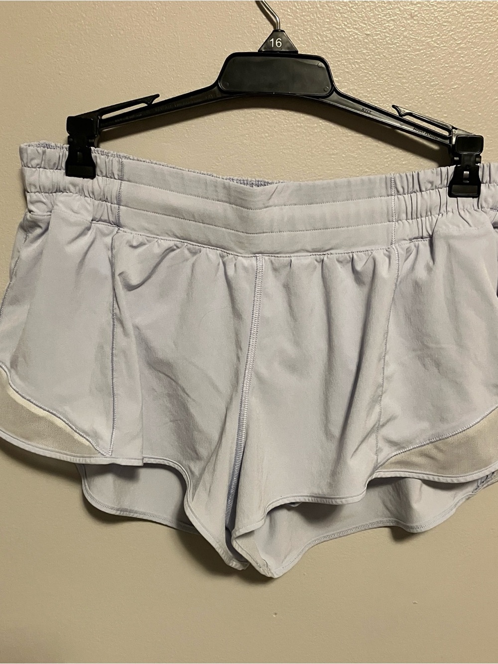 lululemon athletica hotty hot shorts lavender